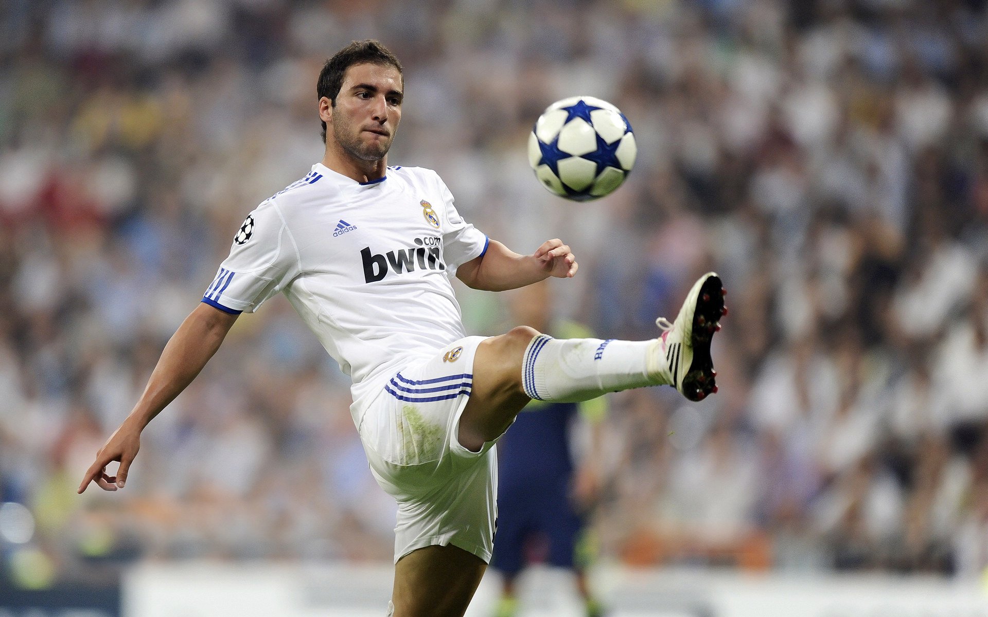 “哈兰德依赖症”显现?曼城3-1伯恩茅恩后重回正轨